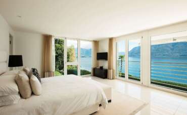 Blackout Curtains: Benefits and Uses